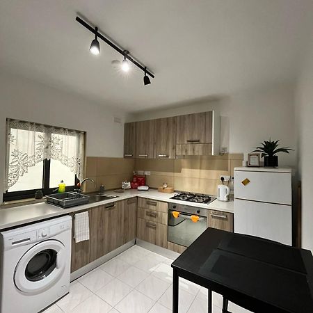 Mayflower Flat, Flat 12 Сейнт Полс Бей Екстериор снимка